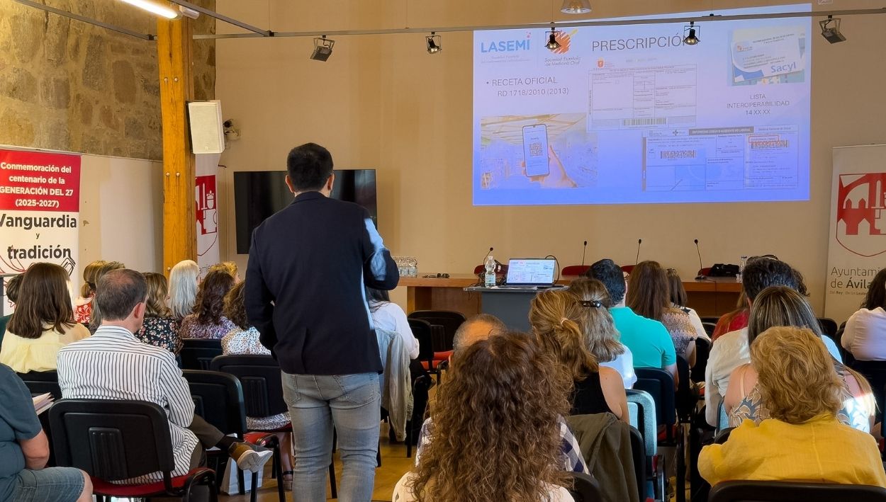 Expertos en odontología y farmacia presentan una guía sobre tratamiento oral personalizado